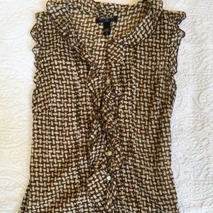 Banana Republic ruffle sleeveless top